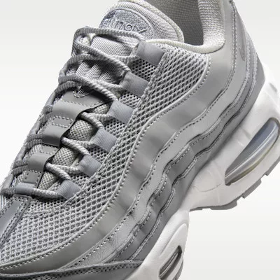Nike Air Max 95 SE Big Bubble Grey Fog Silver dámske nízke streetové tenisky sivé-strieborné — produktová fotografia na bielom pozadí, bočný pohľad