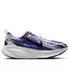 Nike Vomero 18 SE Light Trails nízke bežecké tenisky viacfarebné — produktová fotografia na bielom pozadí, bočný pohľad