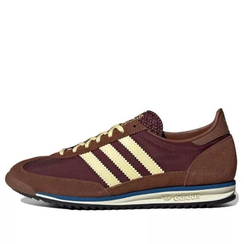adidas SL 72 OG Maroon Preloved Brown dámske nízke streetové tenisky hnedé-žlté — produktová fotografia na bielom pozadí, bočný pohľad