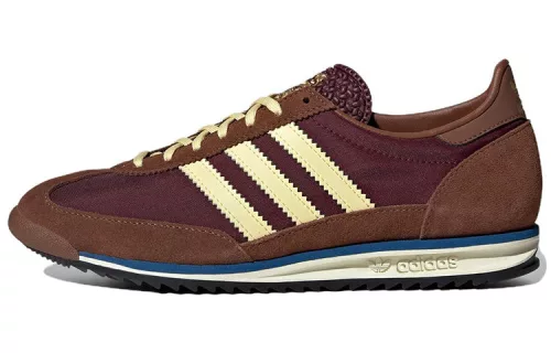 adidas SL 72 OG Maroon Preloved Brown dámske nízke streetové tenisky hnedé-žlté — produktová fotografia na bielom pozadí, bočný pohľad