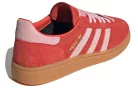 adidas Handball Spezial Bright Red Clear Pink dámske nízke streetové tenisky červené-ružové — produktová fotografia na bielom pozadí, bočný pohľad