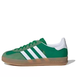 adidas Gazelle Indoor Green Gum nízke streetové tenisky zelené — produktová fotografia na bielom pozadí, bočný pohľad
