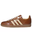 adidas Samba OG Made in Italy Vachetta Tan nízke streetové tenisky béžové — produktová fotografia na bielom pozadí, bočný pohľad