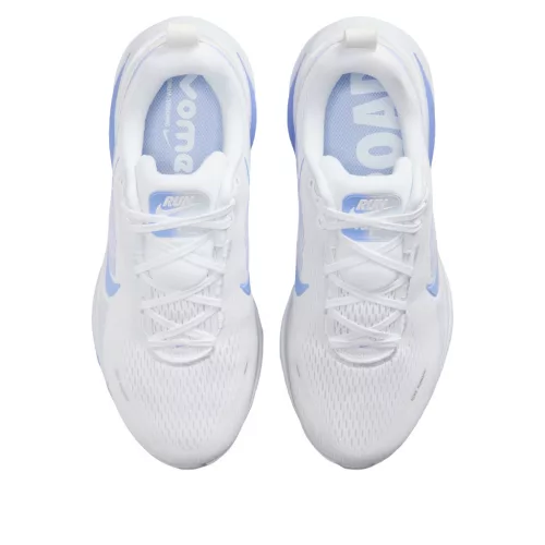 Nike Vomero 18 'White Royal Pulse' dámske nízke bežecké tenisky biele-sivé — produktová fotografia na bielom pozadí, bočný pohľad
