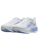 Nike Vomero 18 'White Royal Pulse' dámske nízke bežecké tenisky biele-sivé — produktová fotografia na bielom pozadí, bočný pohľad