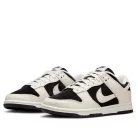 Nike Dunk Low Embossed Black Sail dámske nízke streetové tenisky čierne-lomené biele — produktová fotografia na bielom pozadí, bočný pohľad
