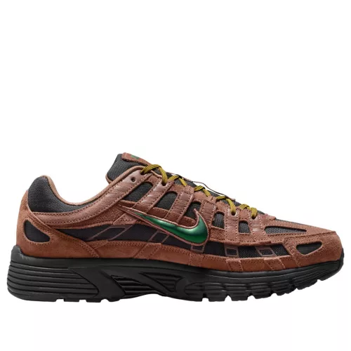 Nike P-6000 Premium Cordura Fauna Brown nízke streetové tenisky hnedé — produktová fotografia na bielom pozadí, bočný pohľad