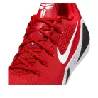 Nike Kobe 9 EM Low Protro TB University Red nízke basketbalové tenisky červené — produktová fotografia na bielom pozadí, bočný pohľad