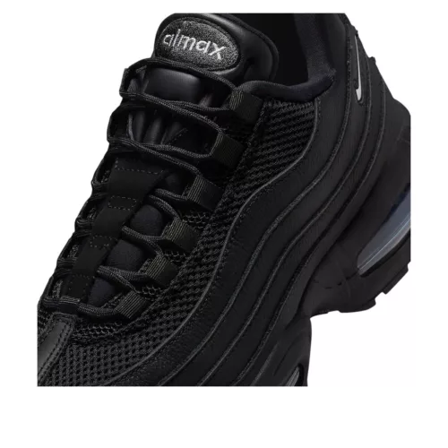 Nike Air Max 95 Big Bubble Black Jewel Swoosh dámske nízke streetové tenisky čierne — produktová fotografia na bielom pozadí, bočný pohľad