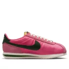 Nike Cortez TXT Pinksicle Sail White Fir dámske nízke streetové tenisky lomené biele-biele — produktová fotografia na bielom pozadí, bočný pohľad