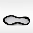 Nike Vomero Plus Extra Wide 'Black Cool Grey' nízke bežecké tenisky čierne-sivé — produktová fotografia na bielom pozadí, bočný pohľad