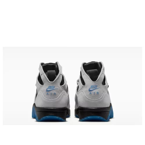 Nike Air Trainer Huarache Wolf Grey Star Blue nízke streetové tenisky sivé-modré — produktová fotografia na bielom pozadí, bočný pohľad