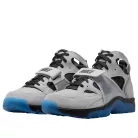 Nike Air Trainer Huarache Wolf Grey Star Blue nízke streetové tenisky sivé-modré — produktová fotografia na bielom pozadí, bočný pohľad