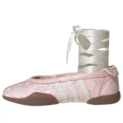 adidas Taekwondo Mei Ballet Liberty London Pink Floral Gum dámske nízke streetové tenisky ružové — produktová fotografia na bielom pozadí, bočný pohľad