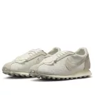 Nike LD-1000 Soft Pearl dámske nízke streetové tenisky — produktová fotografia na bielom pozadí, bočný pohľad