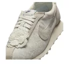 Nike LD-1000 Soft Pearl dámske nízke streetové tenisky — produktová fotografia na bielom pozadí, bočný pohľad