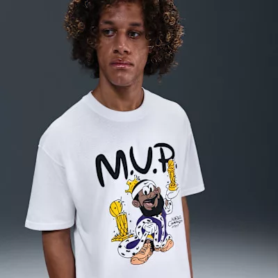 LeBron 'Bubble Boy' Basketball T-Shirt White pánske tričko biele — produktová fotografia na bielom pozadí, bočný pohľad