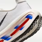 Nike Vomero Premium CM White Racer Blue Crimson nízke bežecké tenisky biele-modré — produktová fotografia na bielom pozadí, bočný pohľad