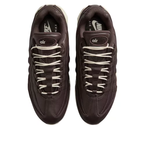 Nike Air Max 95 QS Big Bubble Baroque Brown Leather nízke streetové tenisky hnedé — produktová fotografia na bielom pozadí, bočný pohľad