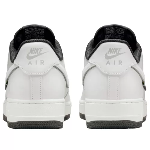 Nike Air Force 1 Low '07 LV8 Summit White Dark Smoke Grey Cordura nízke streetové tenisky biele-sivé — produktová fotografia na bielom pozadí, bočný pohľad