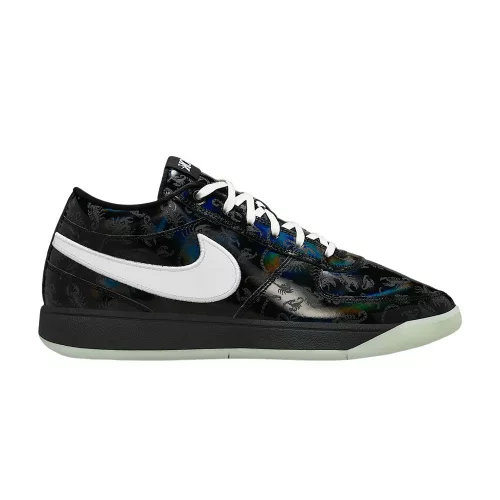 Nike Book 1 Halloween (2025) nízke basketbalové tenisky — produktová fotografia na bielom pozadí, bočný pohľad