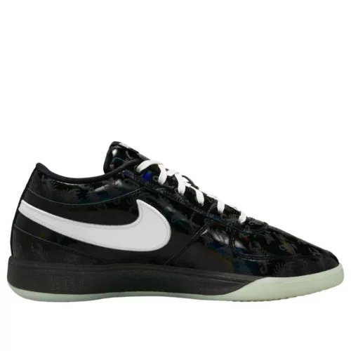 Nike Book 1 Halloween (2025) nízke basketbalové tenisky — produktová fotografia na bielom pozadí, bočný pohľad