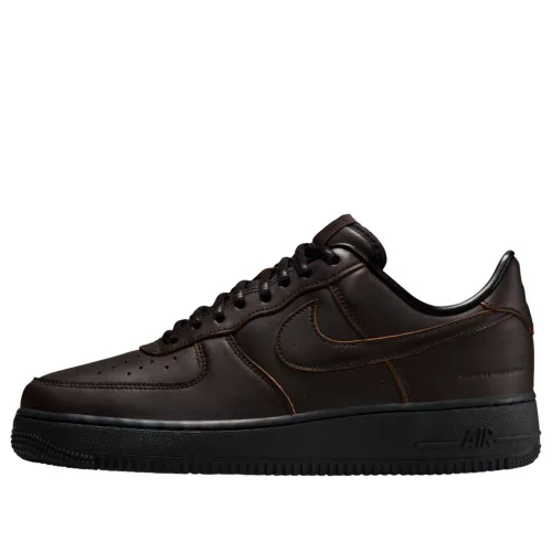 Nike Air Force 1 Low '07 PRM Morse Code Velvet Brown Black nízke streetové tenisky hnedé-čierne — produktová fotografia na bielom pozadí, bočný pohľad