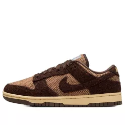 Nike Dunk Low Harris Tweed Sesame dámske nízke streetové tenisky — produktová fotografia na bielom pozadí, bočný pohľad