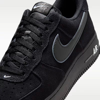 Nike Air Force 1 Low '07 LV8 Black Iron Grey pánske nízke mestské tenisky čierne sivé