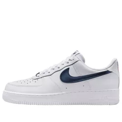 Nike Air Force 1 Low '07 LV8 Team USA World Cup nízke streetové tenisky — produktová fotografia na bielom pozadí, bočný pohľad