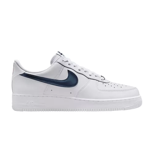Nike Air Force 1 Low '07 LV8 Team USA World Cup nízke streetové tenisky — produktová fotografia na bielom pozadí, bočný pohľad