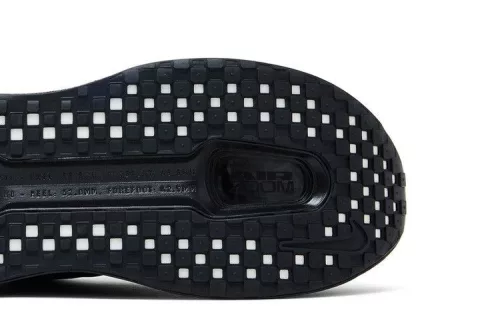 Nike Vomero Premium SP Black Mini Chrome Swoosh pánske nízke bežecké topánky čierne