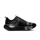 Nike Vomero 18 Disrupt Pack nízke bežecké tenisky — produktová fotografia na bielom pozadí, bočný pohľad