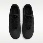 Nike Air Force 1 '07 Triple Black (W) nízke streetové tenisky čierne — produktová fotografia na bielom pozadí, bočný pohľad