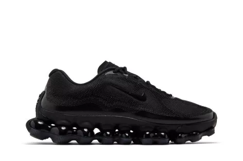Nike Air Liquid Max Triple Black pánske nízke mestské tenisky čierne