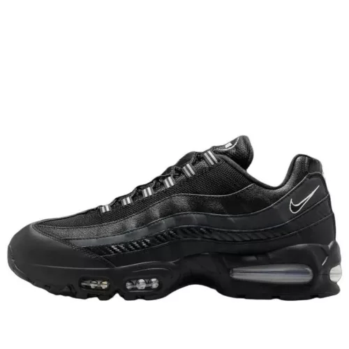 Nike Air Max 95 Big Bubble Black Carbon nízke streetové tenisky čierne-strieborné — produktová fotografia na bielom pozadí, bočný pohľad