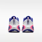 Nike Vomero Plus SE White Concord dámske nízke bežecké tenisky biele — produktová fotografia na bielom pozadí, bočný pohľad