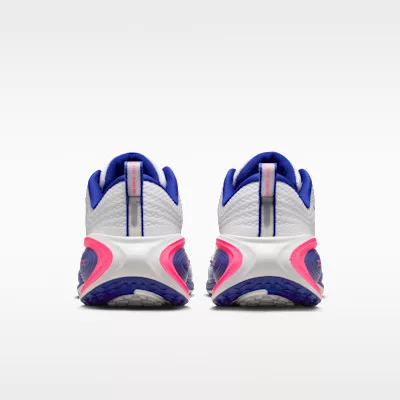 Nike Vomero Plus SE White Concord dámske nízke bežecké tenisky biele — produktová fotografia na bielom pozadí, bočný pohľad