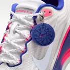 Nike Vomero Plus SE White Concord dámske nízke bežecké tenisky biele — produktová fotografia na bielom pozadí, bočný pohľad