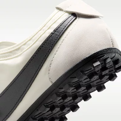 Nike Moon Shoe Sail Black pánske nízke mestské tenisky čierne