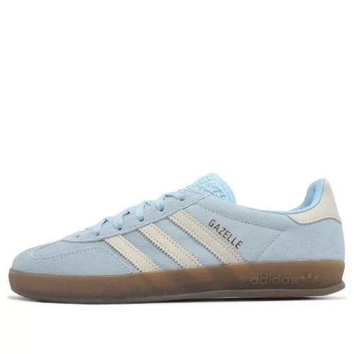adidas Gazelle Indoor Clear Sky Off White dámske nízke streetové tenisky modré-lomené biele — produktová fotografia na bielom pozadí, bočný pohľad
