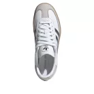 adidas Samba OG White Silver Metallic Grey dámske nízke streetové tenisky biele-strieborné — produktová fotografia na bielom pozadí, bočný pohľad