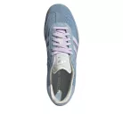 adidas Samba OG Tactile Blue Ice Lavender nízke streetové tenisky modré-levanduľové — produktová fotografia na bielom pozadí, bočný pohľad