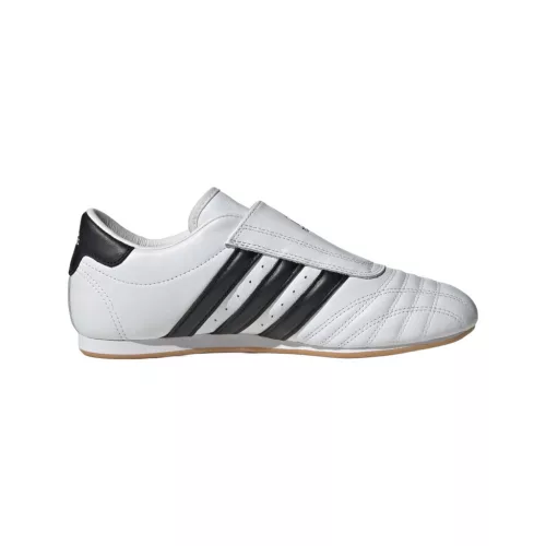 adidas Taekwondo White Black dámske nízke streetové tenisky biele-čierne — produktová fotografia na bielom pozadí, bočný pohľad