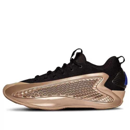 adidas AE 1 Low Champagne Metallic nízke streetové tenisky — produktová fotografia na bielom pozadí, bočný pohľad