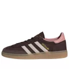 adidas Handball Spezial Dark Brown Wonder Mauve dámske nízke streetové tenisky hnedé — produktová fotografia na bielom pozadí, bočný pohľad