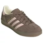 adidas Gazelle Indoor Earth Strata Wonder Quartz dámske nízke streetové tenisky hnedé-ružové — produktová fotografia na bielom pozadí, bočný pohľad