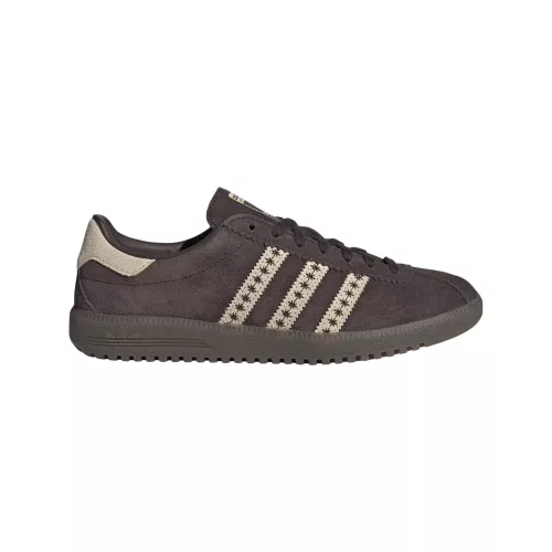 adidas BRMD "Dark Brown" dámske nízke streetové tenisky hnedé — produktová fotografia na bielom pozadí, bočný pohľad