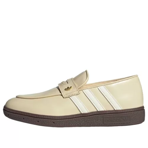 adidas Handball Spezial Loafer Warm Vanilla dámske nízke streetové tenisky — produktová fotografia na bielom pozadí, bočný pohľad