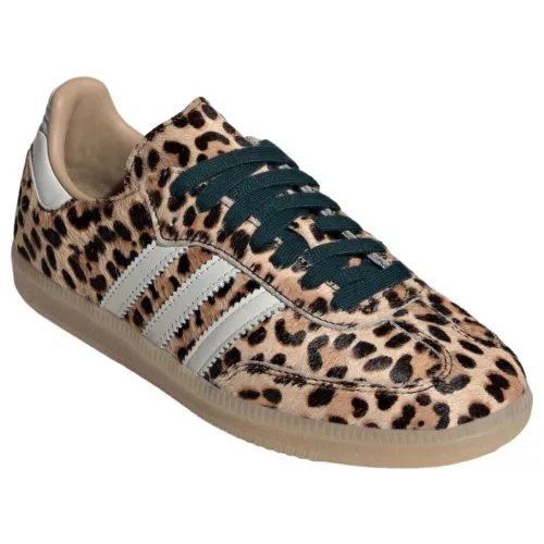 adidas Samba OG Leopard Magic Beige dámske nízke streetové tenisky béžové — produktová fotografia na bielom pozadí, bočný pohľad